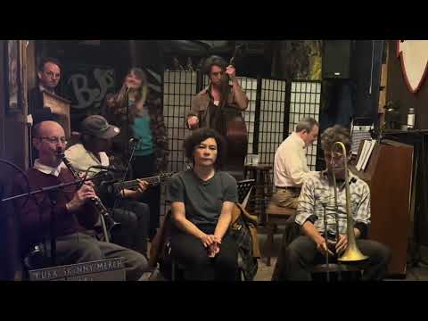 Tuba Skinny - Biscuit Roller