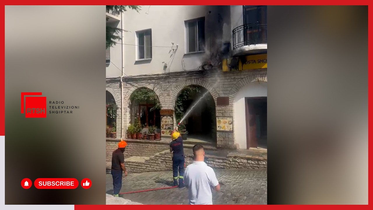 Zjarri përfshin fasadën e godinës së postës në Pazarin e Gjirokastrës, forcat zjarrfikëse shmangin përhapjen e flakëve