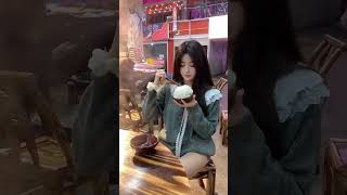 Download lagu story wa romantis/story wa 30 detik #shorts mp3