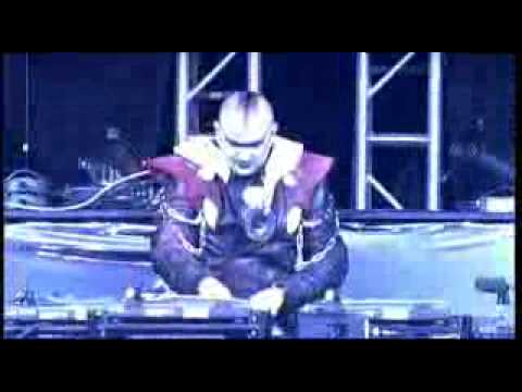 Yves De Ruyter Qlimax_2006 part 1