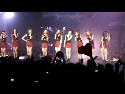 [FANCAM] 110610 SNSD - My child @ SMTOWN PARIS