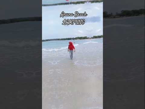 Keindahan pantai Aruna Beach di Lampung