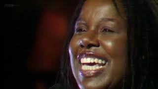 Download lagu Randy Crawford - Knock-knock-knocking on Heaven's Door mp3 Download lagu Randy Crawford - Knock-knock-knocking on Heaven's Door mp3