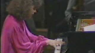 Scott Joplin The Entertainer   performed by Katia & Marielle Labèque 3m26sM1L2 44Hz 224kbST CBR NTSCVHS 1985VCD