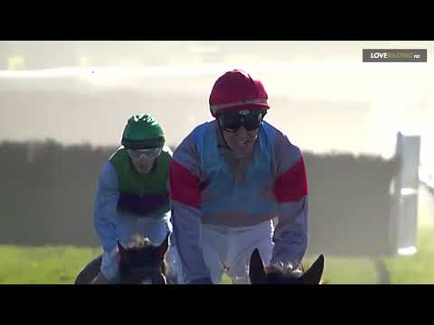 2017 Grand National Steeplechase  - Upper Cut & Shaun Phelan