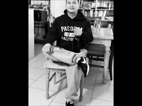 Hood Is Live Now - Young Uno