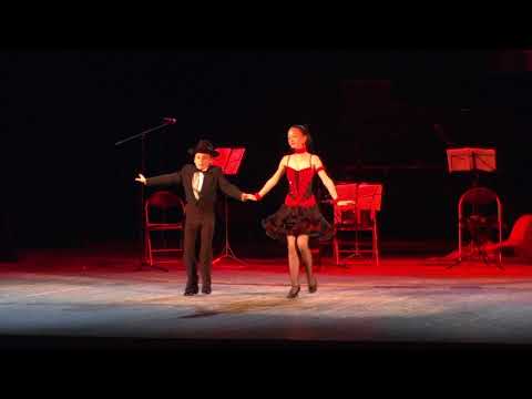 Максим Бевзюк и Алина Сакаева - Zapatos rotos