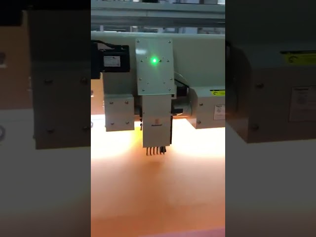 Vídeo relacionado con HWIREUIGT 2Pz Rueda de Rueda de Aguja de Manija de Madera Herramienta de Perforacion de Papel Espaciado Ruleta 2mm