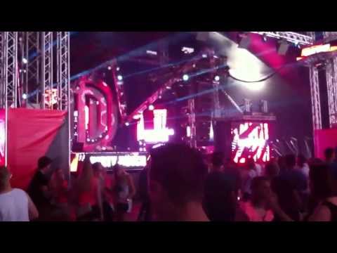 Delivio reavon & aaron gill live @ mysteryland 2013