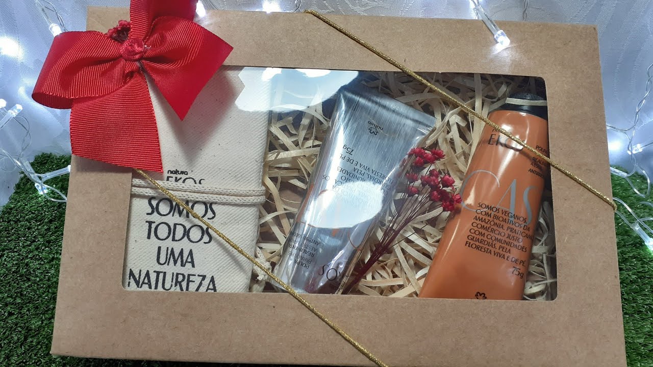 caixa de Kraft com visor para kit presenteaveis