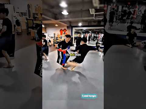 Đừng bao giờ thách thức một người đang yêu... 😱