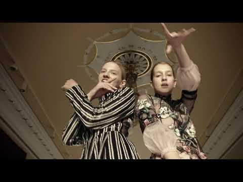TATYANA PARFIONOVA HOTEL METROPOL & GIRLS