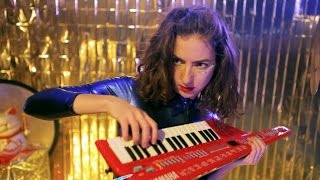 Musik-Video-Miniaturansicht zu Electricité Songtext von Cléa Vincent