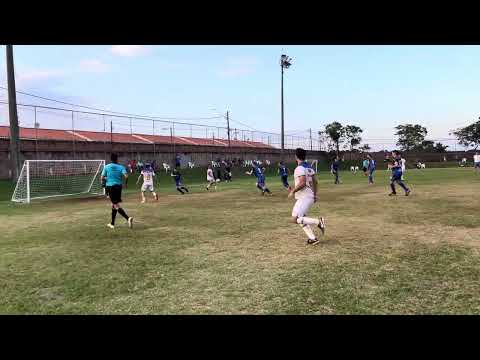 Chance perdida - Raphinha (AP A)