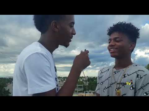 Entrevisto a Versachii y dice que no tiene compentencia en Invivienda.