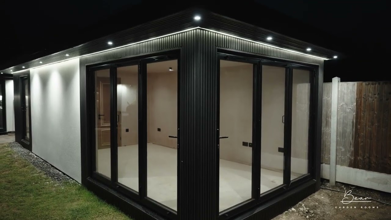 The Black Opal - Rayleigh | Bear Garden Rooms