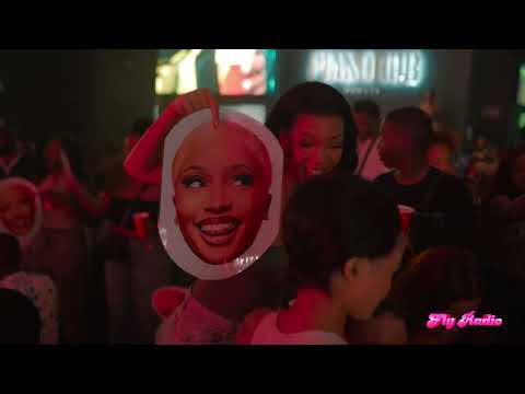 FLY RADIO AT PIANOHUB W/UNCLE WAFFLES