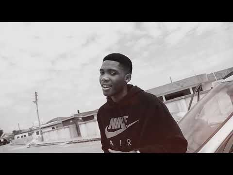 MALCOLM NUNA - STAIRCASE (OFFICIAL VIDEO)