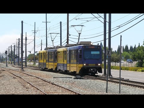 Shave & A Haircut Horn - Sacramento Light Rail Trains Pass Soon Removed Switch (Rancho Cordova CA)