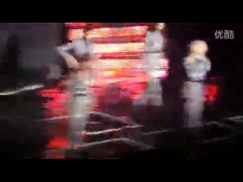 [Fancam] 130202 United CUBE Concert - 4Minute performing BEAST's Fiction