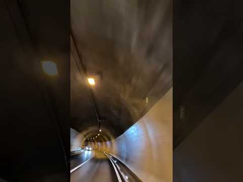 #suisse #street #tunnel #road #roadtrip #caminosdesuiza #simmental  #myswitzerland #visitswitzerland