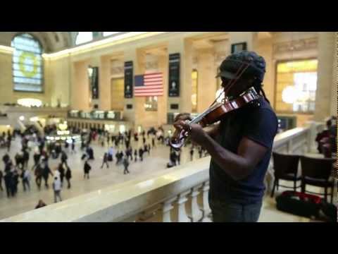 Dave Matthews Violinist Boyd Tinsley Serenades Grand Central Terminal