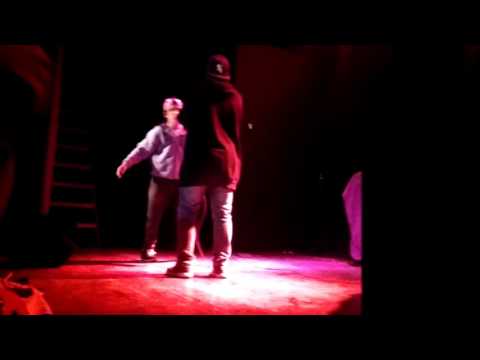 Izuna vs MC -replica  Uniendo Zonas Pringles-