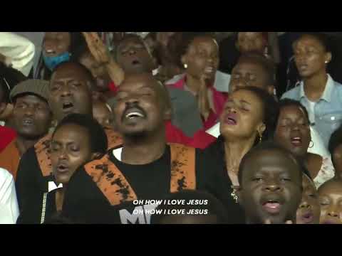 Nga Mwagala Yesu.......Apostle Grace Lubega (Worship session) | Phaneroo 386 Service