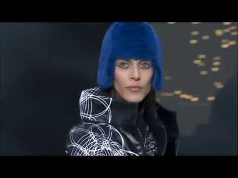 CHANEL autumn winter 2013-14 ready-to-wear fashion show