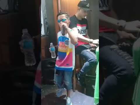 Mc brenner no cola na grade