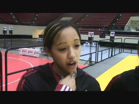 BODY BAR: Doi sisters, Marina and Regina, FILA Cadet champions 38 kg and 40 kg