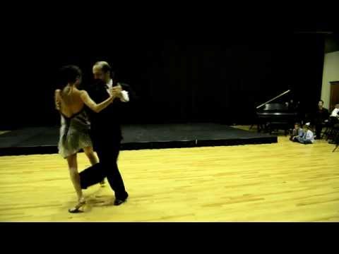Swing in the City: Nick Jones & Diana Cruz - Tango Performance