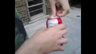 How to open  a coke can