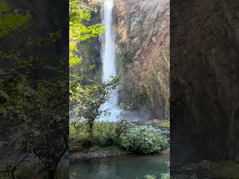 Cachoeira da Jiboia em Uruana De Minas #cachoeirasdobrasil #minasgerais #triangulomineiro