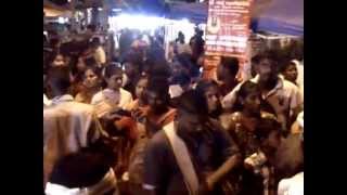 preview picture of video 'Ammaiyappan urumi melam 2013.'