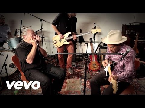 Ben Harper, Charlie Musselwhite - I'm In I'm Out And I'm Gone