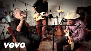 Ben Harper, Charlie Musselwhite - I'm In I'm Out And I'm Gone