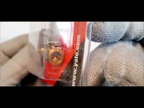 Наконечник для ниппеля колеса YATO 8 мм с соединением для шланга (YT-2372) Наконечник для ниппеля колеса YATO 8 мм с соединением для шланга (YT-2372)