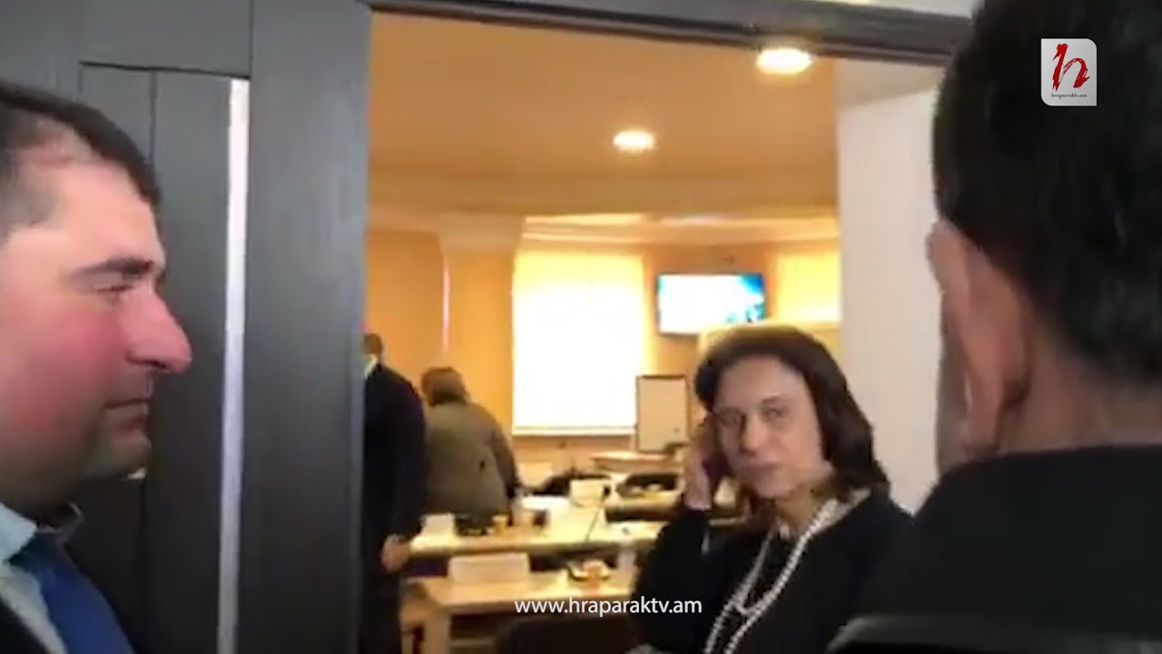 Կարինե Հարությունյանը վերընտրվեց ռեկտորի պաշտոնում