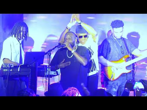 LA FAMILIA EKIP SHABBA FT. ROLLS LAÎNÉ (RORO DJAKOUT#1)LIVE @BENTLEY IN NYC 08 31 2025