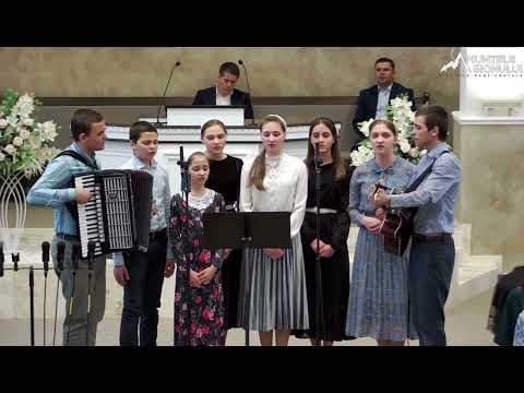 Familia Tomuș - Ești viu pentru veci o Isuse