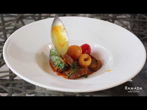 Gaeng Phed Ped Yang - Thai red curry with roasted duck