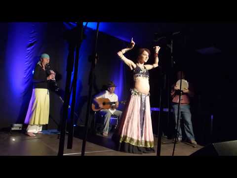 BuskerBus 2017: Duo Ruach, Ricardo Rósh, Lucie Slaninová [music & dance]