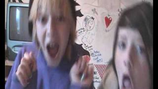 ZEEVIDZ: BrokenCyde - Freaxx