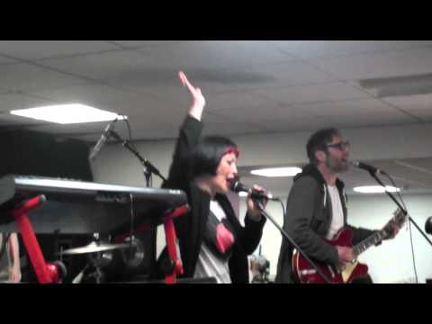 Republica - Hellelujah - Phoenix FM Recording Session 13th April 2013