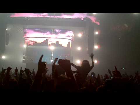SHM- Miami 2 Ibiza One Last Tour Amsterdam 13/12/12 McTigue