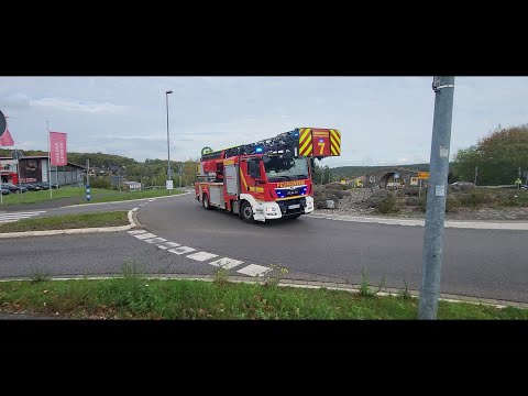 Erstmalig: Neue DLK 23/12 FF Mechernich