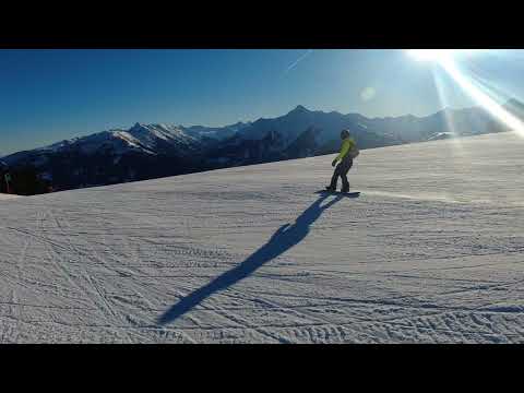 Freak snowboarding in Mayrhofen