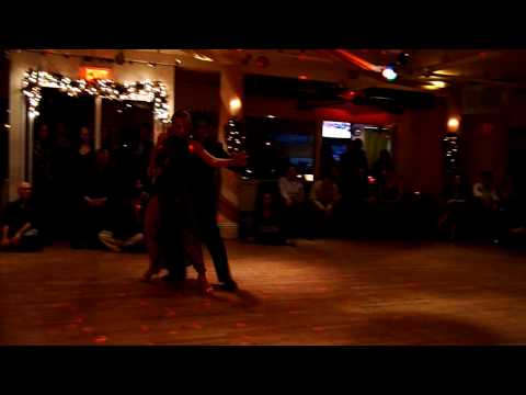 Ivan y Sara Perform at New York Tango Lounge Friday Night. 2/3 HD!
