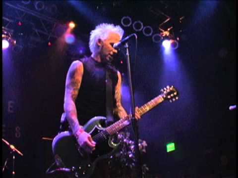 Mest - The Show Must Go Off - Live @ The House Of Blues [DvdRip] (part 1)